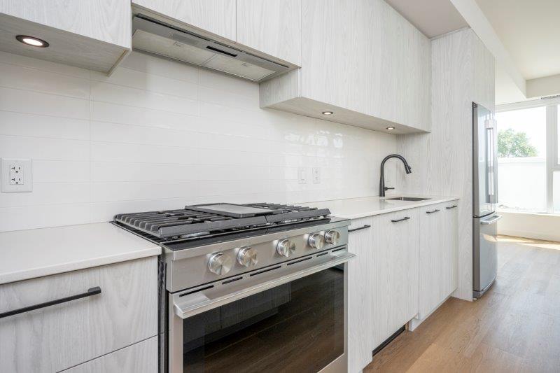 305, 1107 Gladstone Road Northwest, Calgary, 2 Bedrooms Bedrooms, ,2 BathroomsBathrooms,Condos/Townhouses,For Rent,ERA,305, 1107 Gladstone Road Northwest,3207