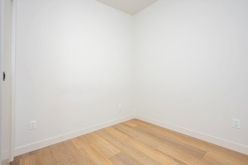 305, 1107 Gladstone Road Northwest, Calgary, 2 Bedrooms Bedrooms, ,2 BathroomsBathrooms,Condos/Townhouses,For Rent,ERA,305, 1107 Gladstone Road Northwest,3207