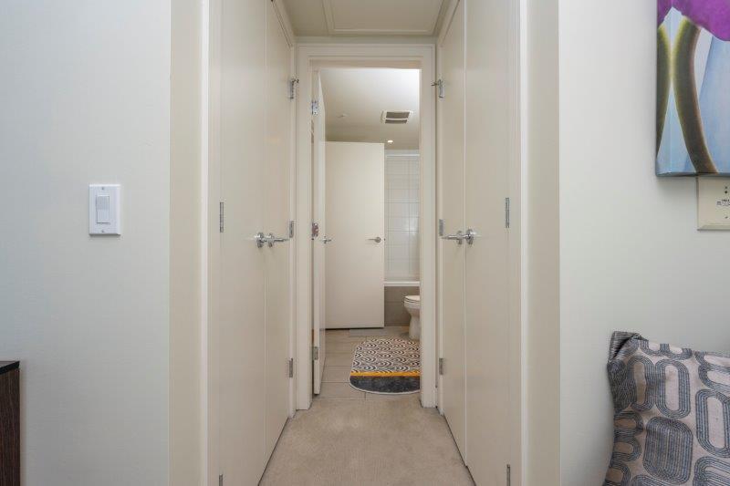 1824, 222 Riverfront Ave SW, Calgary, 1 Bedroom Bedrooms, ,1 BathroomBathrooms,Condos/Townhouses,For Rent,Waterfront,18,3212