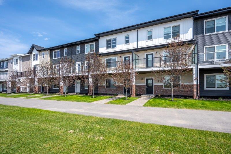 304, 135 Belmont Passage Southwest, Calgary, 3 Bedrooms Bedrooms, ,2.5 BathroomsBathrooms,Condos/Townhouses,For Rent,Briarfirld Townhomes,304, 135 Belmont Passage Southwest,3213
