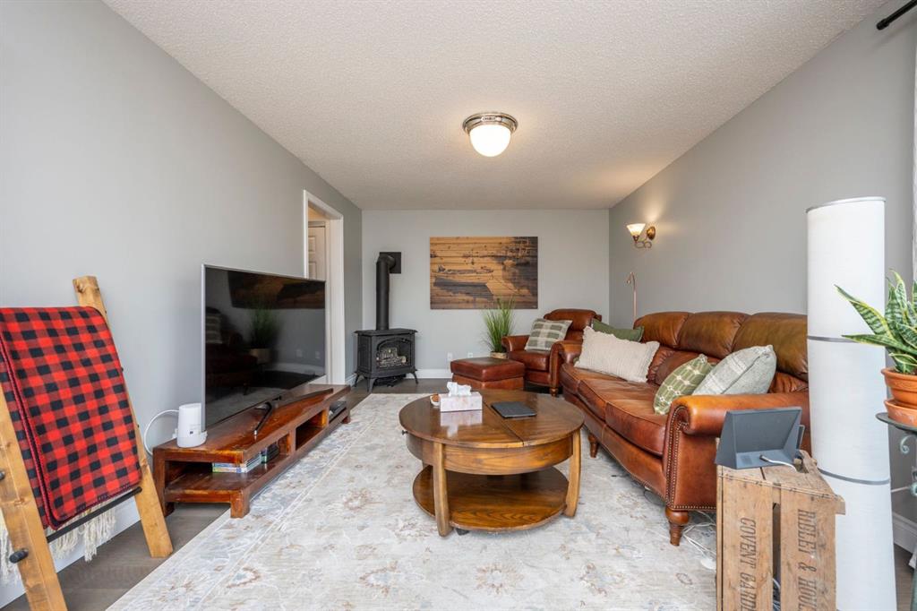 4 Beddington Way NE, Calgary, 4 Bedrooms Bedrooms, ,1 BathroomBathrooms,Houses,For Sale,3214