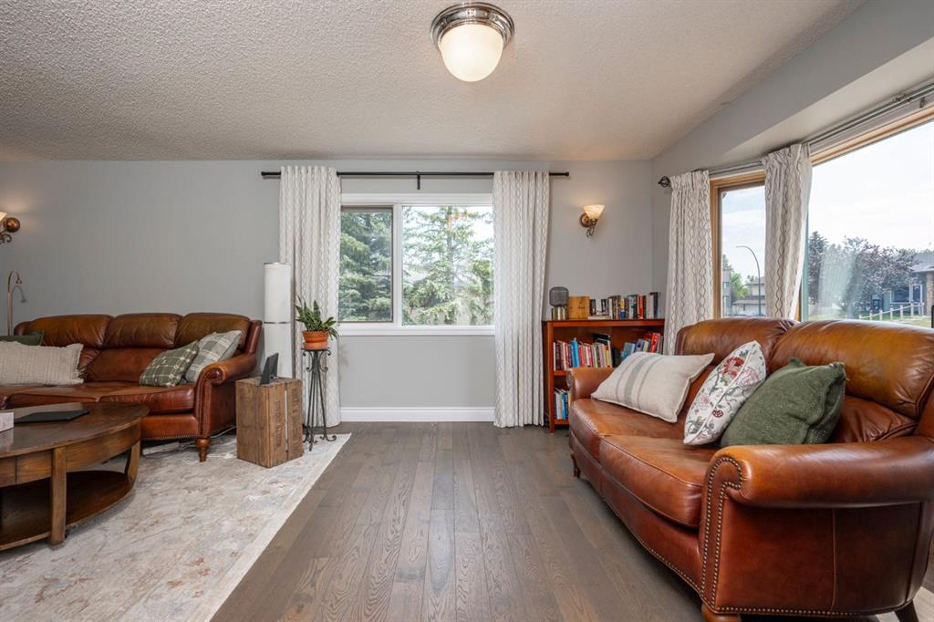 4 Beddington Way NE, Calgary, 4 Bedrooms Bedrooms, ,1 BathroomBathrooms,Houses,For Sale,3214