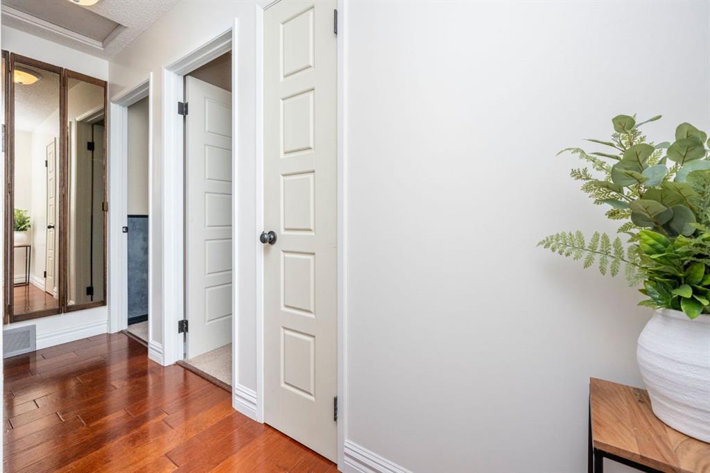 4 Beddington Way NE, Calgary, 4 Bedrooms Bedrooms, ,1 BathroomBathrooms,Houses,For Sale,3214