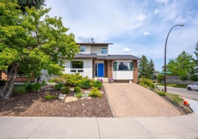 4 Beddington Way NE, Calgary, 4 Bedrooms Bedrooms, ,1 BathroomBathrooms,Houses,For Sale,3214