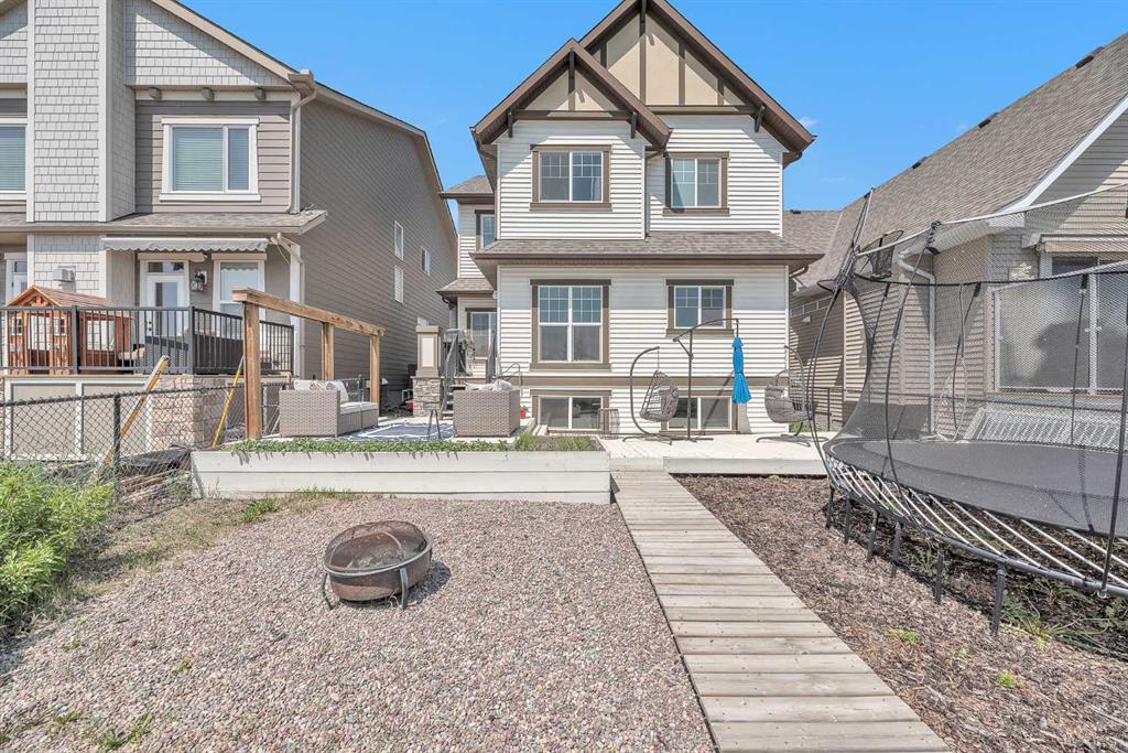203 Reunion Green NW, Airdrie, 4 Bedrooms Bedrooms, ,2 BathroomsBathrooms,Houses,For Sale,3216