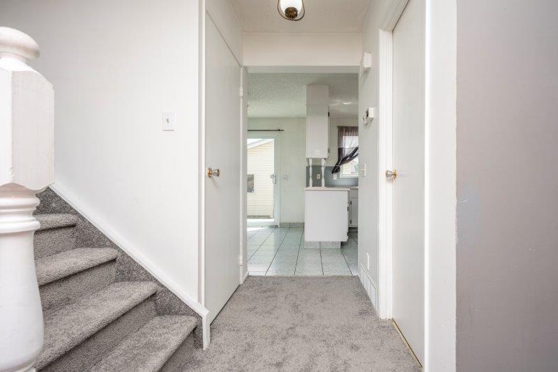 383 Abergale Drive Northeast, Calgary, 4 Bedrooms Bedrooms, ,1.5 BathroomsBathrooms,Houses,For Rent,383 Abergale Drive Northeast,3218