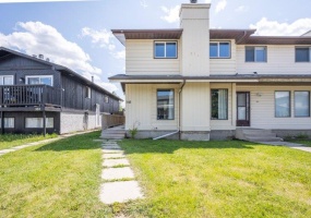 383 Abergale Drive Northeast, Calgary, 4 Bedrooms Bedrooms, ,1.5 BathroomsBathrooms,Houses,For Rent,383 Abergale Drive Northeast,3218