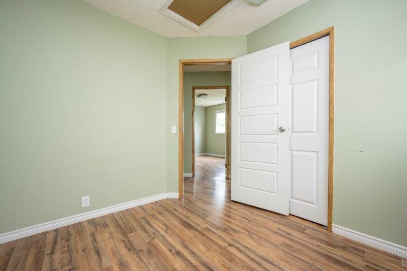 262 Martinwood Place Northeast, Calgary, 5 Bedrooms Bedrooms, ,3 BathroomsBathrooms,Houses,For Rent,262 Martinwood Place Northeast,3221