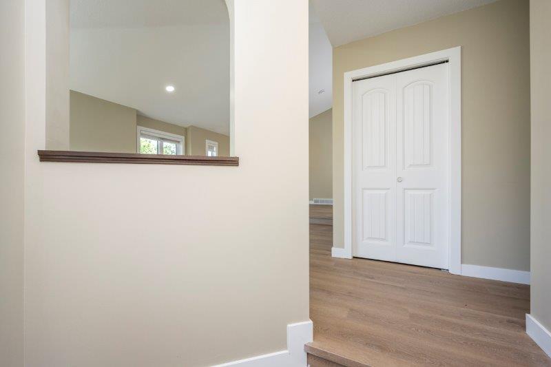 232 Strickland Bay SW, Calgary, 4 Bedrooms Bedrooms, ,3 BathroomsBathrooms,Houses,For Rent,232 Strickland Bay SW,3223