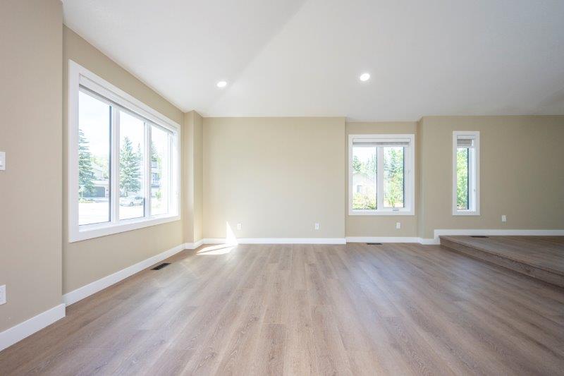 232 Strickland Bay SW, Calgary, 4 Bedrooms Bedrooms, ,3 BathroomsBathrooms,Houses,For Rent,232 Strickland Bay SW,3223