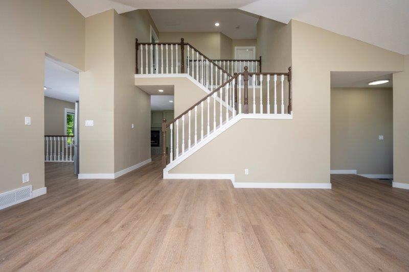 232 Strickland Bay SW, Calgary, 4 Bedrooms Bedrooms, ,3 BathroomsBathrooms,Houses,For Rent,232 Strickland Bay SW,3223