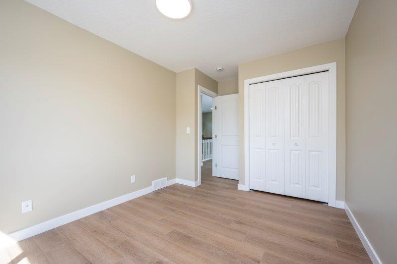 232 Strickland Bay SW, Calgary, 4 Bedrooms Bedrooms, ,3 BathroomsBathrooms,Houses,For Rent,232 Strickland Bay SW,3223