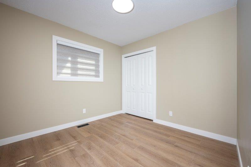 232 Strickland Bay SW, Calgary, 4 Bedrooms Bedrooms, ,3 BathroomsBathrooms,Houses,For Rent,232 Strickland Bay SW,3223