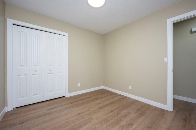 232 Strickland Bay SW, Calgary, 4 Bedrooms Bedrooms, ,3 BathroomsBathrooms,Houses,For Rent,232 Strickland Bay SW,3223