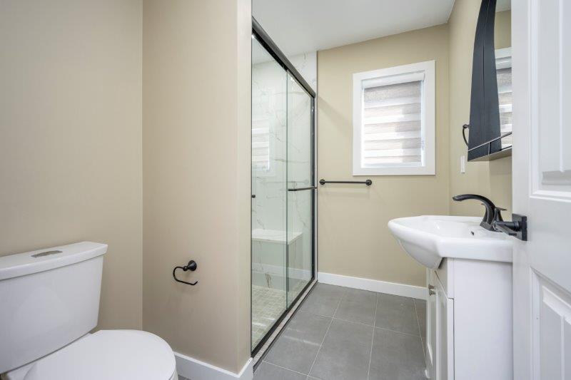 232 Strickland Bay SW, Calgary, 4 Bedrooms Bedrooms, ,3 BathroomsBathrooms,Houses,For Rent,232 Strickland Bay SW,3223