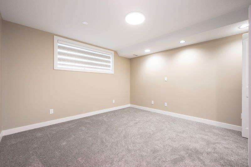 232 Strickland Bay SW, Calgary, 4 Bedrooms Bedrooms, ,3 BathroomsBathrooms,Houses,For Rent,232 Strickland Bay SW,3223
