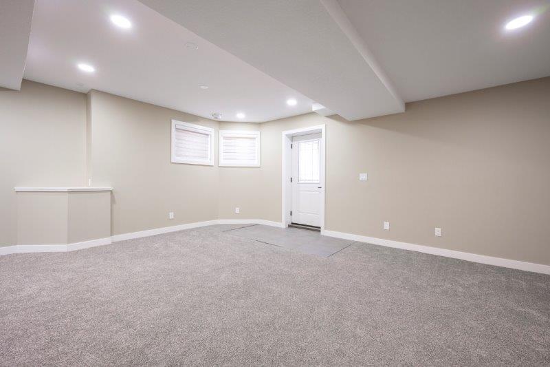 232 Strickland Bay SW, Calgary, 4 Bedrooms Bedrooms, ,3 BathroomsBathrooms,Houses,For Rent,232 Strickland Bay SW,3223