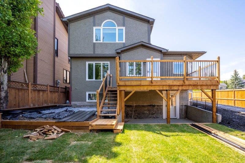 232 Strickland Bay SW, Calgary, 4 Bedrooms Bedrooms, ,3 BathroomsBathrooms,Houses,For Rent,232 Strickland Bay SW,3223
