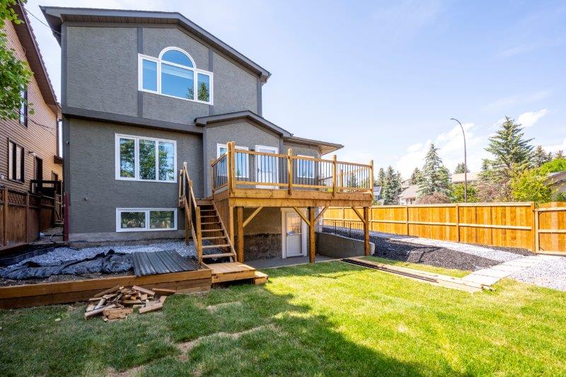 232 Strickland Bay SW, Calgary, 4 Bedrooms Bedrooms, ,3 BathroomsBathrooms,Houses,For Rent,232 Strickland Bay SW,3223