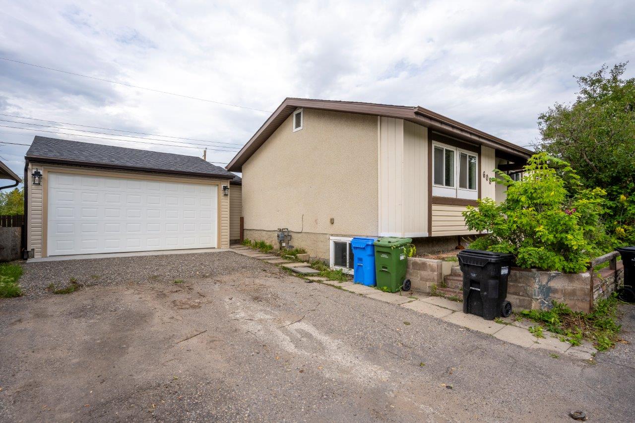 608R Olympia Drive SE, Calgary, 2 Bedrooms Bedrooms, 0 ,1 BathroomBathrooms,Houses,For Rent,0,3226