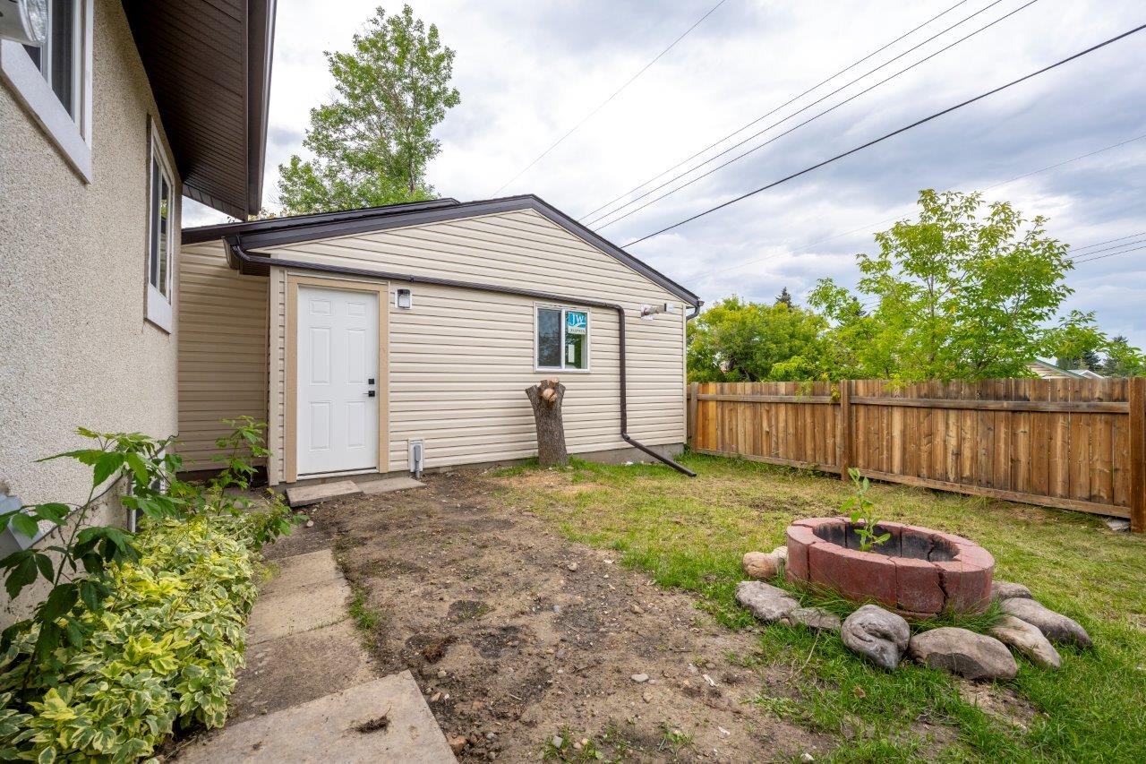 608R Olympia Drive SE, Calgary, 2 Bedrooms Bedrooms, 0 ,1 BathroomBathrooms,Houses,For Rent,0,3226