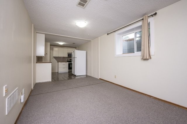 718R Olympia Drive SE, Calgary, 2 Bedrooms Bedrooms, 0 ,1 BathroomBathrooms,Houses,For Rent,0,3228