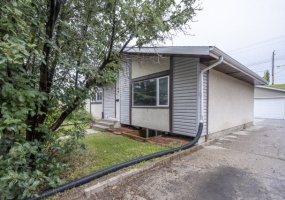 718R Olympia Drive SE, Calgary, 2 Bedrooms Bedrooms, 0 ,1 BathroomBathrooms,Houses,For Rent,0,3228