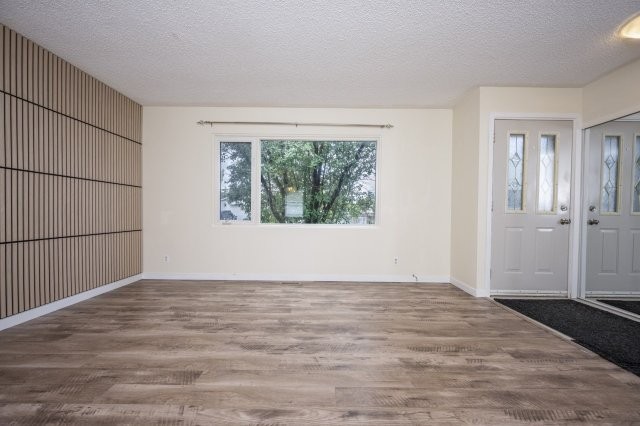 718 Olympia Drive SE, Calgay, 3 Bedrooms Bedrooms, 0 ,1 BathroomBathrooms,Houses,For Rent,0,3229