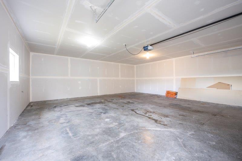 718 Olympia Drive SE, Calgay, 3 Bedrooms Bedrooms, 0 ,1 BathroomBathrooms,Houses,For Rent,0,3229