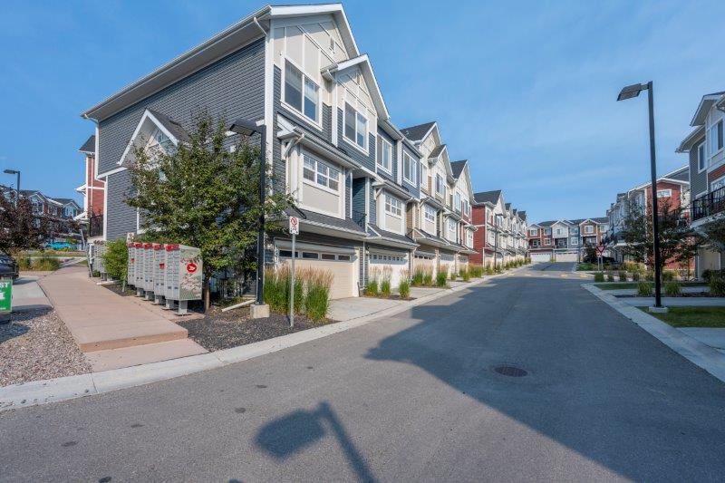 111 Nolancrest Common NW, 3 Bedrooms Bedrooms, 0 ,2 BathroomsBathrooms,Condos/Townhouses,For Rent,0,3232