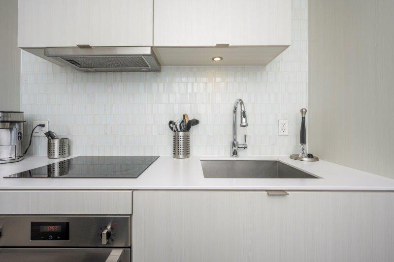 1910, 615 6 Avenue SE, Calgary, 1.5 Bedrooms Bedrooms, 0 ,1 BathroomBathrooms,Condos/Townhouses,Rented,Verve,1910, 615 6 Avenue SE,0,3233