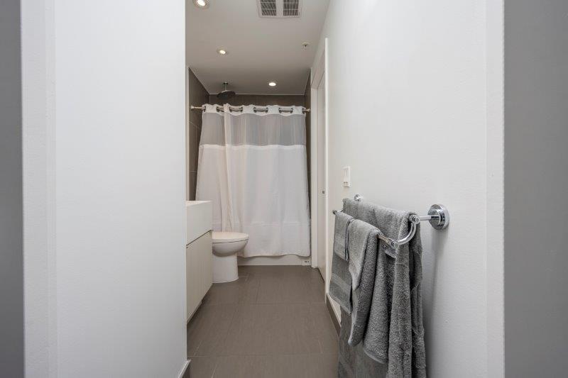 1910, 615 6 Avenue SE, Calgary, 1.5 Bedrooms Bedrooms, 0 ,1 BathroomBathrooms,Condos/Townhouses,Rented,Verve,1910, 615 6 Avenue SE,0,3233
