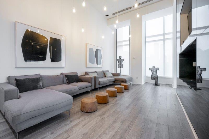 1910, 615 6 Avenue SE, Calgary, 1.5 Bedrooms Bedrooms, 0 ,1 BathroomBathrooms,Condos/Townhouses,For Rent,Verve,1910, 615 6 Avenue SE,0,3233