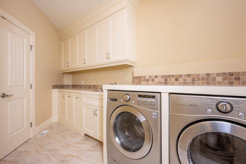 2332 6 Street SE, Calgary, 4 Bedrooms Bedrooms, 0 ,3.5 BathroomsBathrooms,Houses,For Rent,2332 6 Street SE,0,3234
