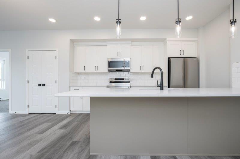1411, 42 Cranbook Gardens SE, Calgary, 2 Bedrooms Bedrooms, 0 ,2 BathroomsBathrooms,Condos/Townhouses,For Rent,RIVERSTONE MANOR,1411, 42 Cranbook Gardens SE,0,3238