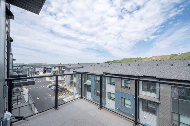 1411, 42 Cranbook Gardens SE, Calgary, 2 Bedrooms Bedrooms, 0 ,2 BathroomsBathrooms,Condos/Townhouses,For Rent,RIVERSTONE MANOR,1411, 42 Cranbook Gardens SE,0,3238