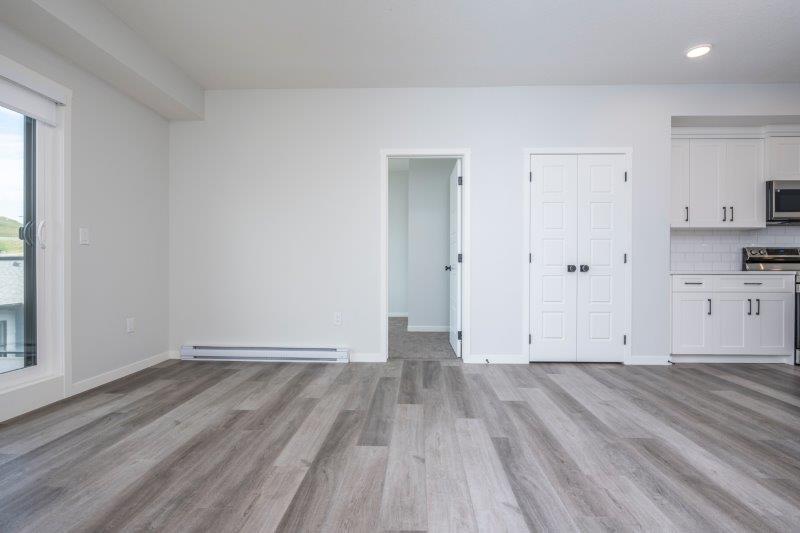 1411, 42 Cranbook Gardens SE, Calgary, 2 Bedrooms Bedrooms, 0 ,2 BathroomsBathrooms,Condos/Townhouses,For Rent,RIVERSTONE MANOR,1411, 42 Cranbook Gardens SE,0,3238