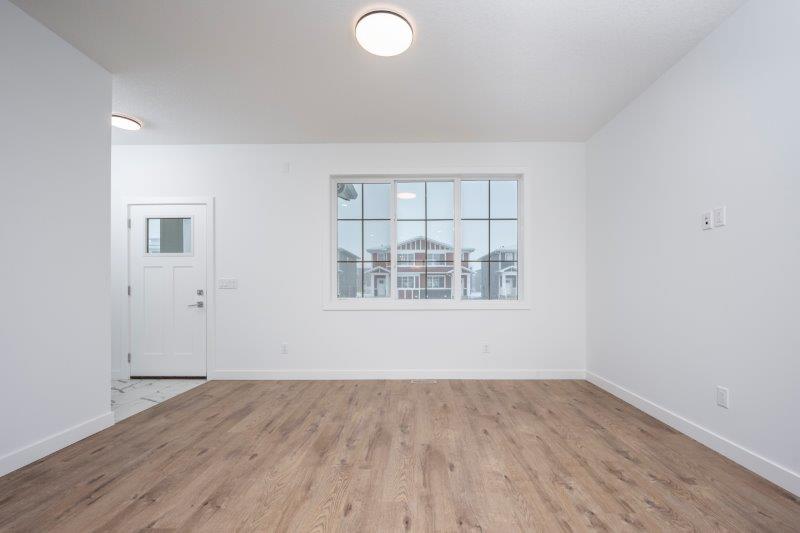 1020 West Lakeview Drive, Chestermere, 4 Bedrooms Bedrooms, 0 ,3 BathroomsBathrooms,Condos/Townhouses,For Sale,0,3243