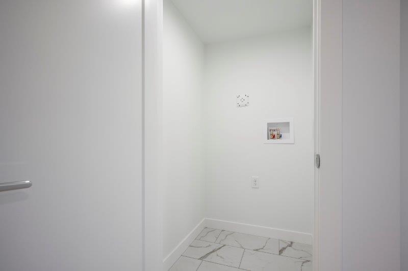 1020 West Lakeview Drive, Chestermere, 4 Bedrooms Bedrooms, 0 ,3 BathroomsBathrooms,Condos/Townhouses,For Sale,0,3243