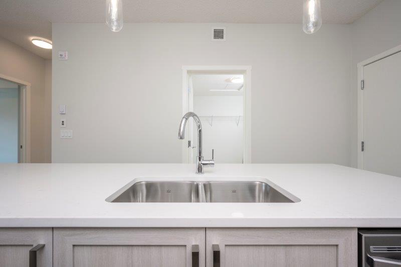 2201, 550 Belmont Street SW, Calgary, 1 Bedroom Bedrooms, 0 ,1 BathroomBathrooms,Condos/Townhouses,For Rent,Belmont Plaza,2201, 550 Belmont Street SW,0,3248