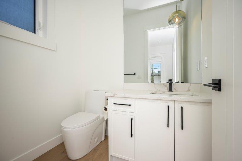 3611 2 Street Northwest, Calgary, 3 Bedrooms Bedrooms, 0 ,3 BathroomsBathrooms,Houses,Rented,3611 2 Street Northwest,0,3250