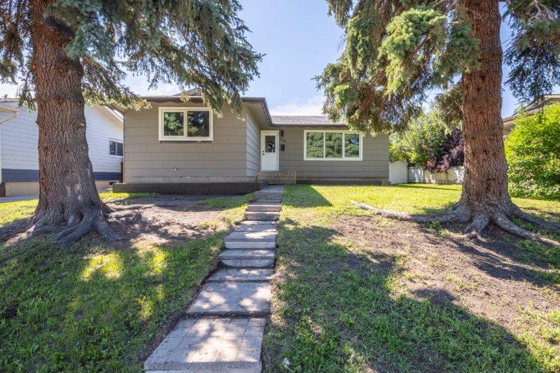 239 Allan Crescent Southeast, Calgary, 3 Bedrooms Bedrooms, 0 ,1 BathroomBathrooms,Houses,For Rent,239 Allan Crescent Southeast,0,3252