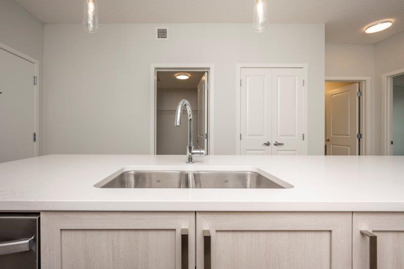 1212, 550 Belmonth Street SW, Calgary, 1 Bedroom Bedrooms, 0 ,1 BathroomBathrooms,Condos/Townhouses,For Rent,Belmont Plaza,1212, 550 Belmonth Street SW,0,3253