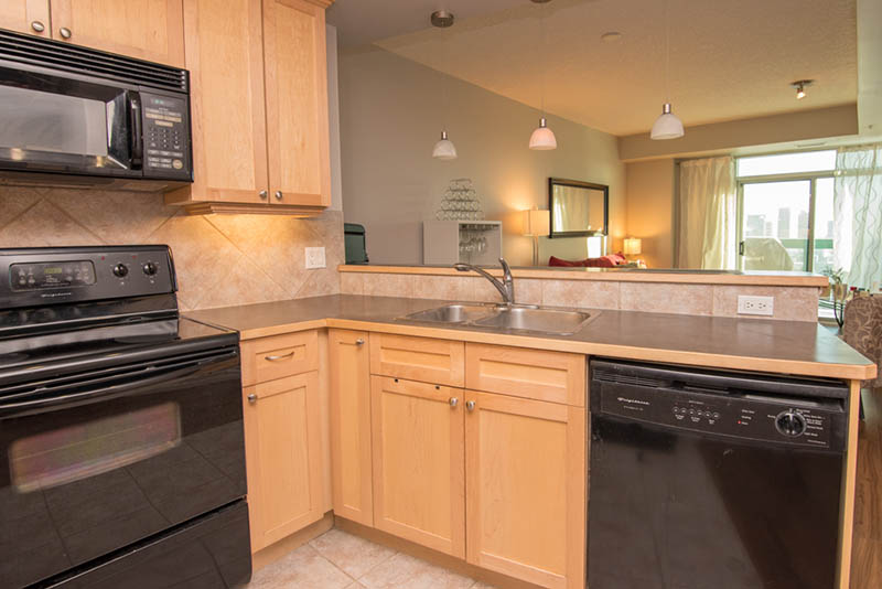 #1808, 836 15 Ave SW, Calgary, 1.5 Bedrooms Bedrooms, ,1 BathroomBathrooms,Condos/Townhouses,For Rent,EMERALD STONE,#1808, 836 15 Ave SW,1245