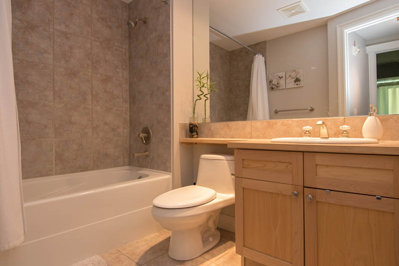 #1808, 836 15 Ave SW, Calgary, 1.5 Bedrooms Bedrooms, ,1 BathroomBathrooms,Condos/Townhouses,For Rent,EMERALD STONE,#1808, 836 15 Ave SW,1245