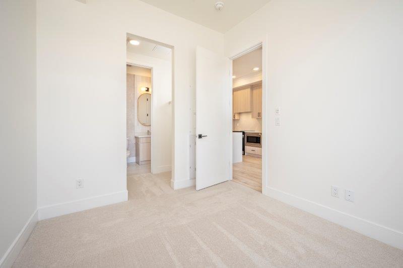 1416, 4270 Norford Avenue NW, Calgary, 1.5 Bedrooms Bedrooms, 0 ,1 BathroomBathrooms,Condos/Townhouses,For Rent,Dean's Landing,1416, 4270 Norford Avenue NW,0,3255