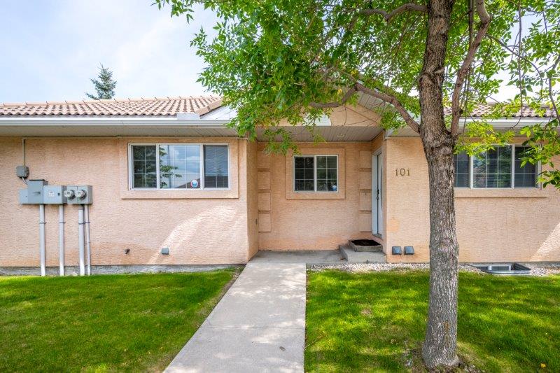 101 Coral Cove Northeast, Calgary, 3 Bedrooms Bedrooms, 0 ,3 BathroomsBathrooms,Houses,For Rent,Coral Cove Estates,101 Coral Cove Northeast,0,3256