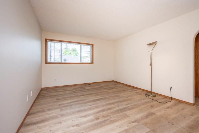 101 Coral Cove Northeast, Calgary, 3 Bedrooms Bedrooms, 0 ,3 BathroomsBathrooms,Houses,For Rent,Coral Cove Estates,101 Coral Cove Northeast,0,3256