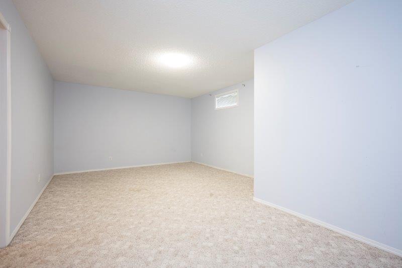 101 Coral Cove Northeast, Calgary, 3 Bedrooms Bedrooms, 0 ,3 BathroomsBathrooms,Houses,For Rent,Coral Cove Estates,101 Coral Cove Northeast,0,3256