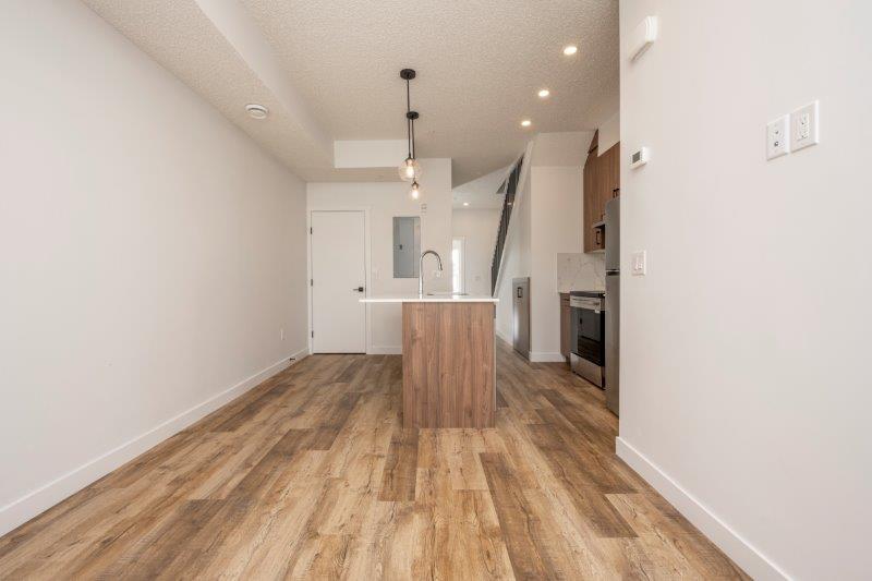 116, 156 Park Street, Cochrane, 3 Bedrooms Bedrooms, 0 ,2 BathroomsBathrooms,Condos/Townhouses,For Rent,116, 156 Park Street,0,3258